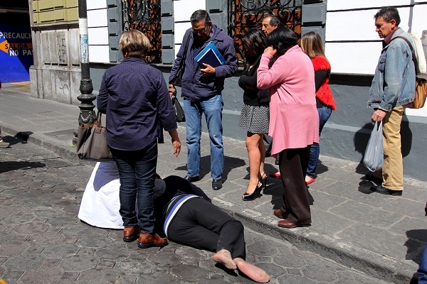 Mujer fue atropellada frente al Congreso del Estado