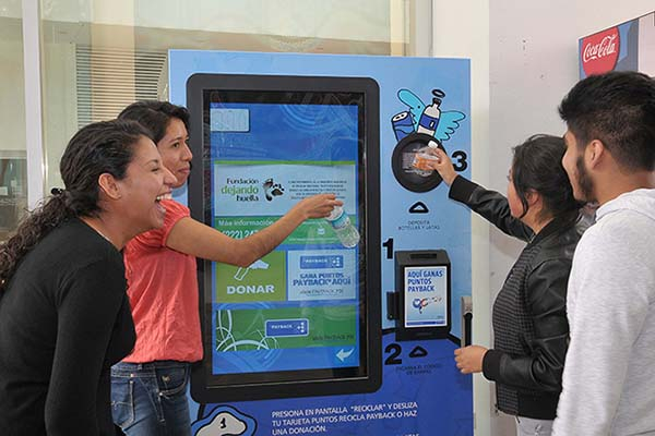 La BUAP recibió distinción como institución socialmente responsable
