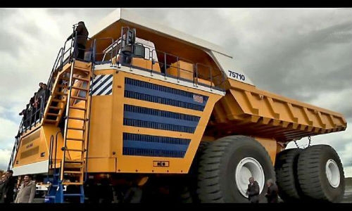 BelAZ 75710: el camión más grande del mundo