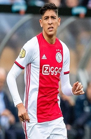 Para Ronald De Boer, Edson Álvarez tiene “mucho corazón” pero poca técnica con el balón