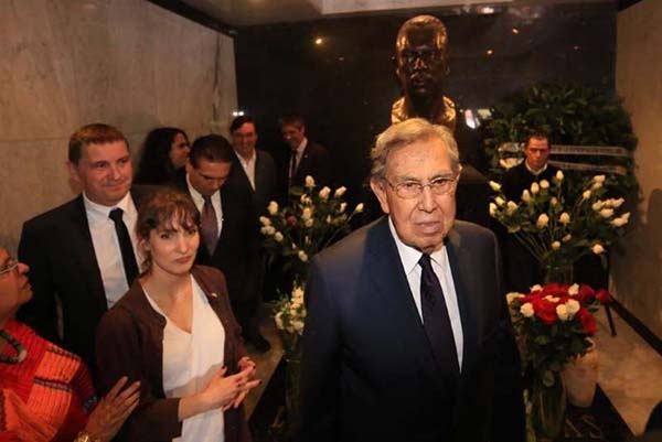 Cuauhtémoc Cárdenas ve “incertidumbres” a 100 días del gobierno de AMLO