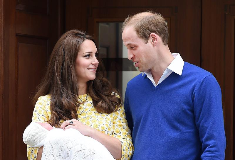 Kate Middleton y Guillermo se convirtieron en padres de una niña