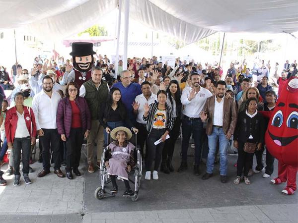 “Viernes de las Mujeres” atiende a más de 500 poblanas en Guadalupe Tecola