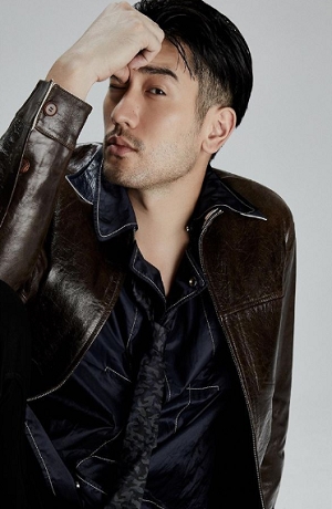 Godfrey Gao, actor y primer modelo asiático de Louis Vuitton
