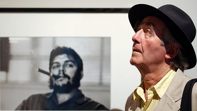 Murió René Burri, fotógrafo que inmortalizó al Che Guevara