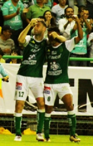 León derrotó 2-1 al América en tiempo de compensación