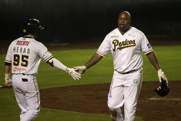 Pericos está a la venta; quedarse en Puebla o volar a Ciudad Juárez, su destino