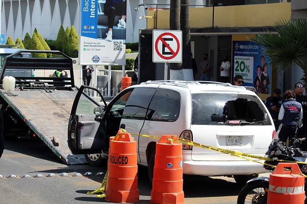 VIDEO: Robo a camión de valores desata balacera en Las Ánimas; hay 3 detenidos