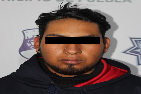 Sujeto con motocicleta robada es asegurado en la colonia Historiadores