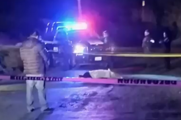 Golpean a joven y lo arrollan con una camioneta para matarlo en Castillotla