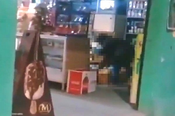 Mujer mató a puñaladas a su padrastro y amagaron con lincharla en Acatzingo