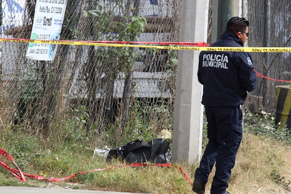 Hallan bolsas con restos humanos en San Pablo Xochimehuacan