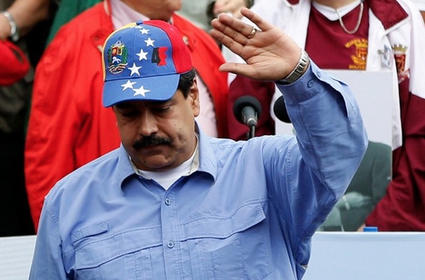 Maduro acusa a Calderón de alentar golpe en Venezuela