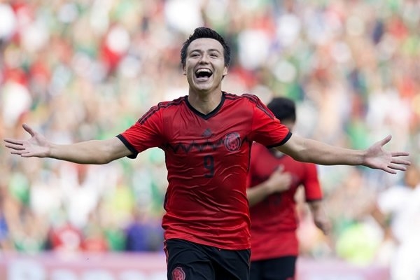 México derrotó 1-0 a Panamá en partido para el olvido