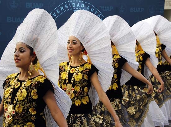 Ballet folklórico de la BUAP festejará 30 años