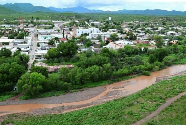 Padrés contempla medidas legales por derrame en río Sonora