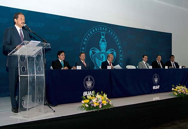 BUAP organiza conferencias sobre el “Desarrollo de los Juicios Orales en México”