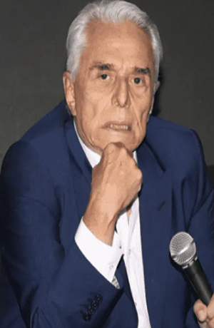 Enrique Guzmán “remueve las aguas”; prepara demanda en EU contra Frida Sofía