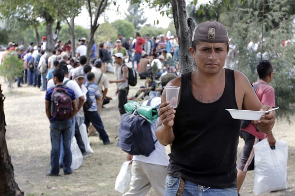 Denuncian agresiones contra defensores de migrantes en Puebla