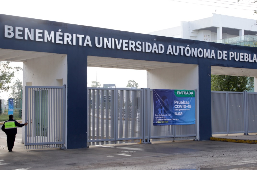 JLCA da toma de nota a nuevo sindicato en la BUAP
