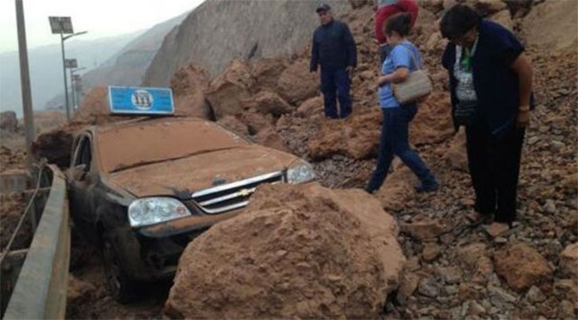 VIDEOS: Suman seis personas fallecidas por terremoto en Chile