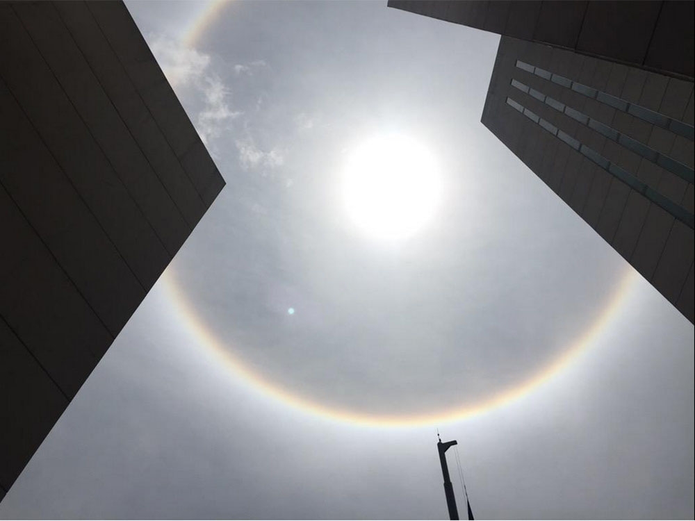 FOTOS: Halo solar sorprende a la Ciudad de México