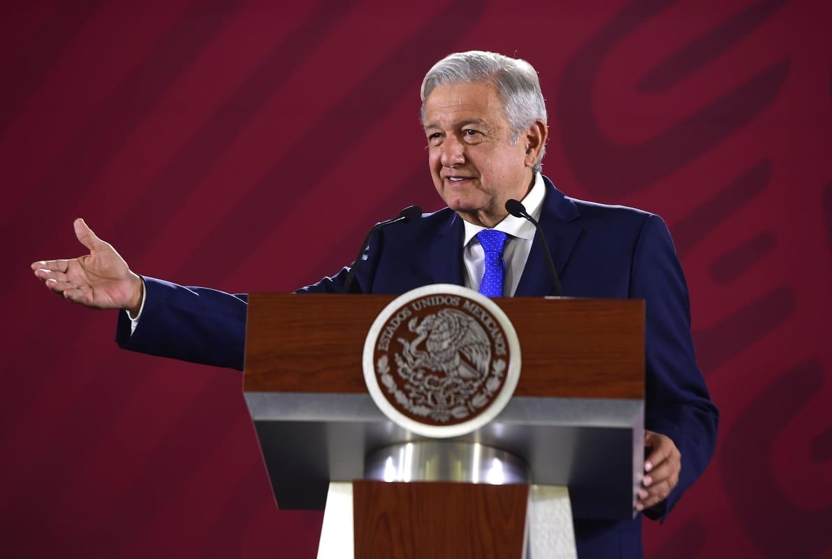 INEGI reporta caída histórica en empleo; AMLO dice que tiene “otra información”