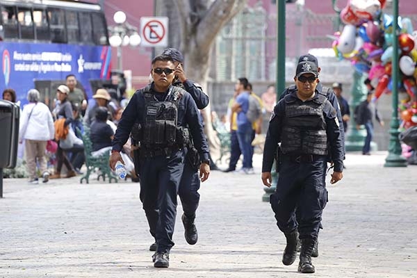 Franquicias ofrecen descuentos y bebidas gratis a policías de Puebla