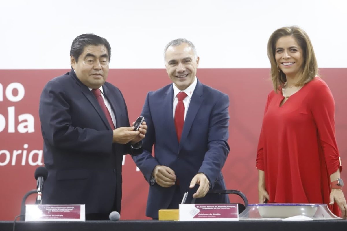 Las llaves de todos los BMW del mundo se hacen en Puebla; Huf anuncia inversión de mil 80 mdp