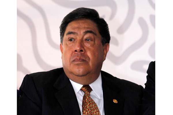 Muere por COVID, el magistrado Enrique Flores Ramos