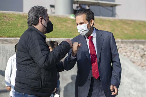 Con éxito arrancó jornada de vacunación contra COVID-19 en la BUAP