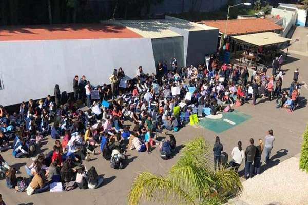 Ahora dos estudiantes del IPETH denunciaron intento de secuestro