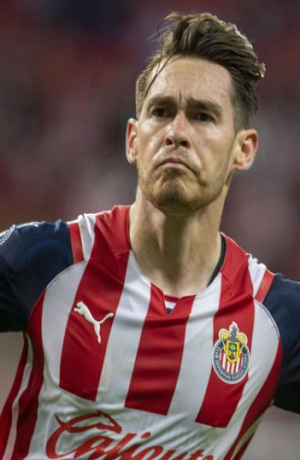 Jugador de Chivas es víctima de la delincuencia; roban su camioneta en Zapopan