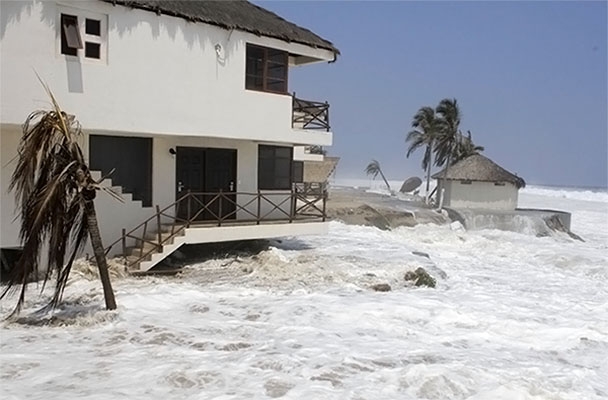 VIDEOS: Mar de fondo mantiene alerta en la costa del Pacífico