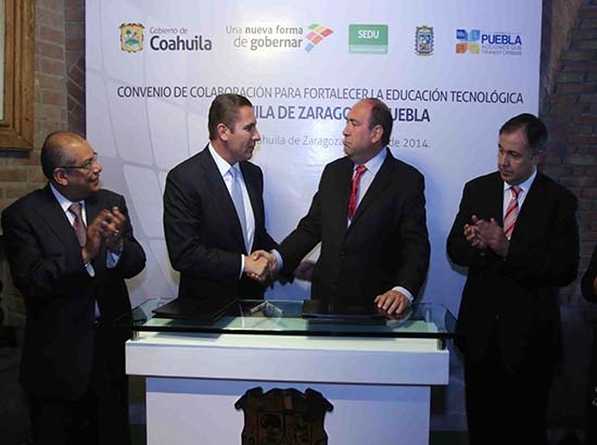 RMV y Moreira firman convenio para fortalecer educación tecnológica