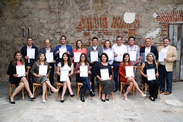 Eduardo Rivera se reunió con regidores electos de su planilla