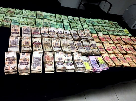 PGR detiene a diez personas por robo de hidrocarburos