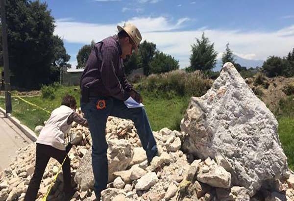 Restos de capilla histórica de Tlaxcala son hallados en baldío y barranca