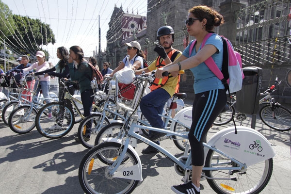 Bicitaxis en Centro Histórico de Puebla, propuesta para retirar transporte