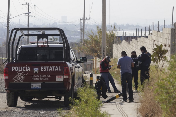 Encuentran cadáver embolsado en San Jerónimo Caleras