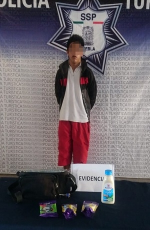 Robó mercancía y quedó detenido en local de la colonia El Carmen