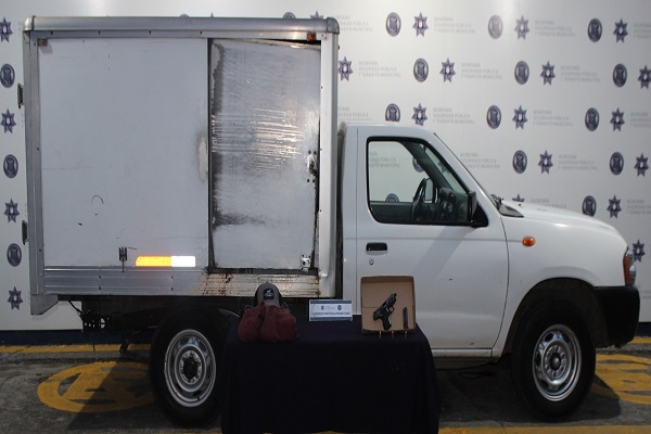Policía detuvo a ladrón de camioneta con arma de fuego en San José Casa Blanca