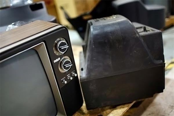 Sin destino más de dos millones de televisores viejos en Puebla