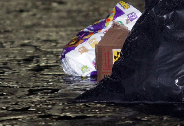 Encuentran paquete con material radioactivo en Puebla tirado en la basura