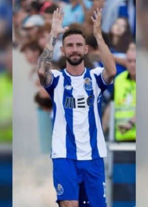 Miguel Layún anunció que será padre nuevamente