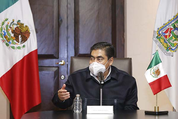 Cambio a semáforo amarillo no es para reactivación total de la economía: Barbosa
