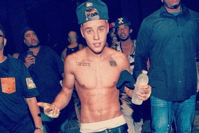 Justin Bieber gastó 240 dólares en tacos y tostadas