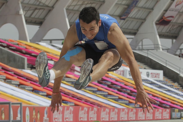 Universiada 2014: Luis Rivera consigue medalla de oro en salto de longitud