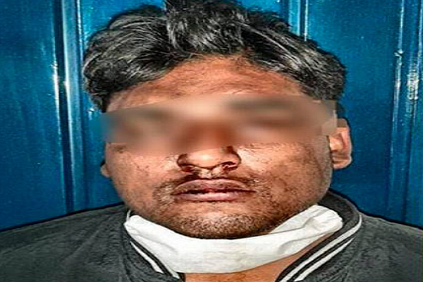 Sujeto quema casa tras golpear a su expareja en Puebla