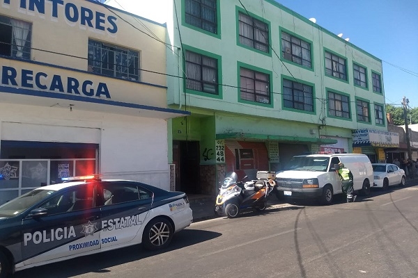 Hallan cadáver amordazado de un hombre en el centro de Puebla